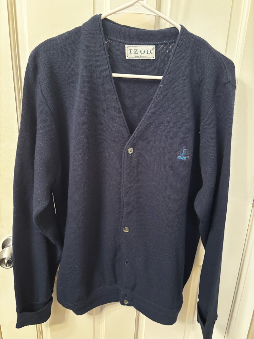 VINTAGE IZOD Men’s Navy V-Neck Button Cardigan Sweater